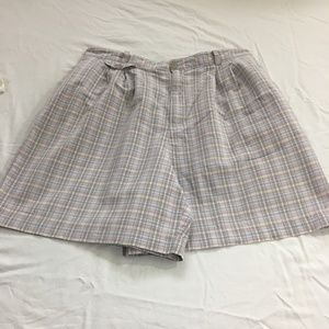 Lizsport Women's Plaid Shorts Size 16  7 In Golf